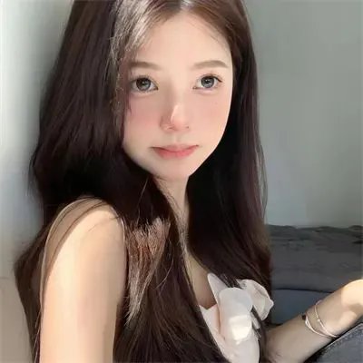 铁路的白蔷薇
